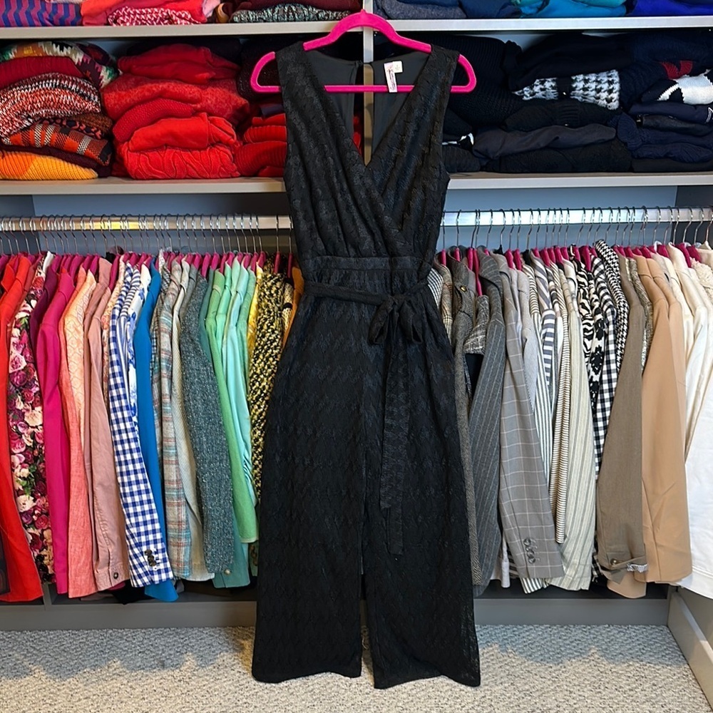 Alya black textured sleeveless v neck front tie lined jumpsuit size S
